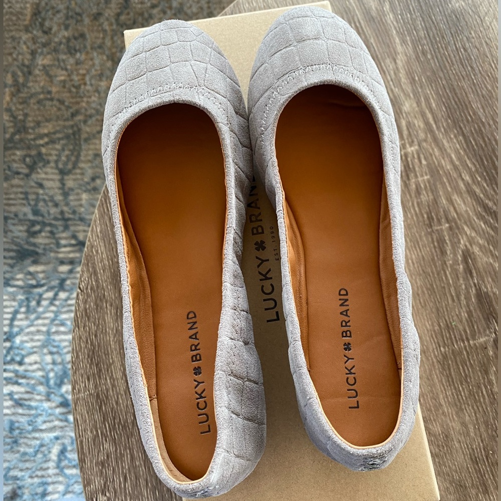 NIB Lucky Brand Ballet Flats Grey Sz 7